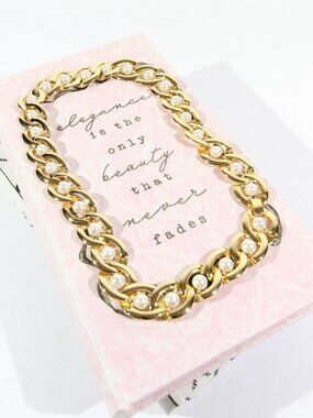 Vintage Gold-Tone Necklace with Faux Pearls